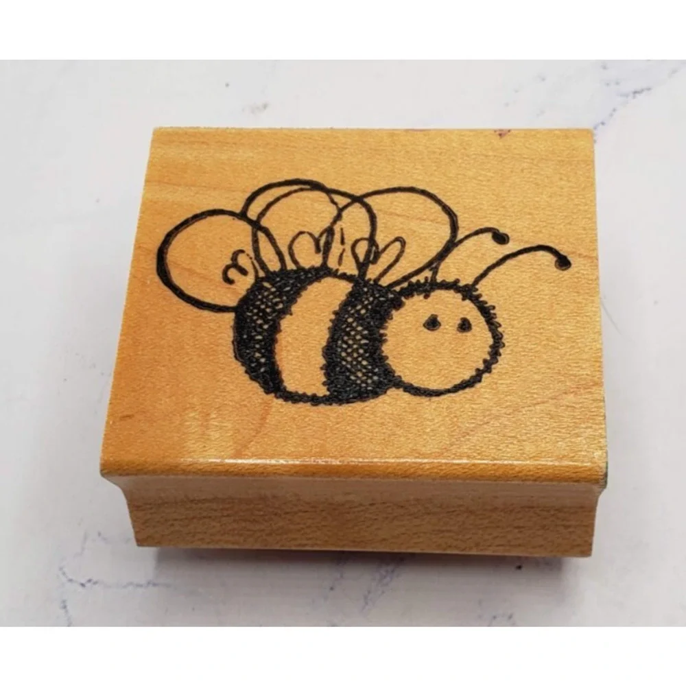Flying Bumble Bee A Country Welcome Wood Mounted Rubber Stamp